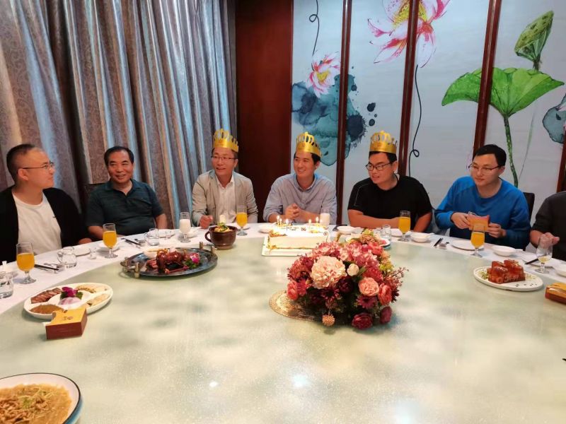 萬(wan)川環保9月(yue)員工生日會