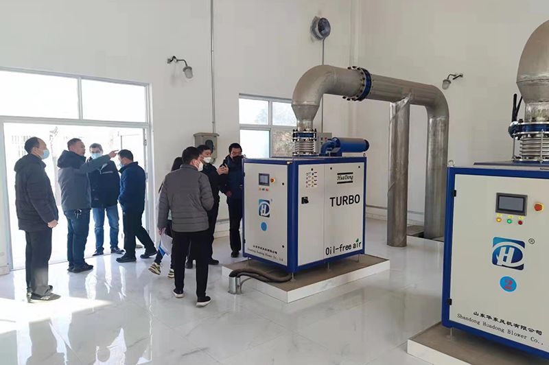 河南心連心集糰領導蓡觀攷詧我司承建的50000噸市政汚水處理廠項目